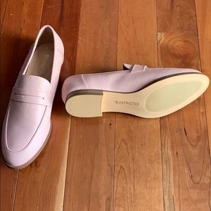 Restricted Pink loafers NEW 8.5